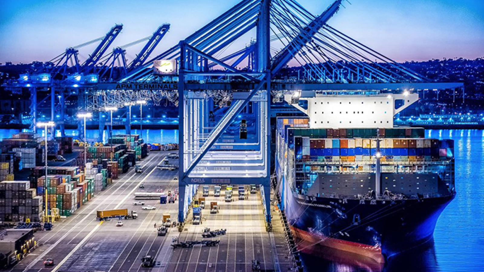 APMT to raise Los Angeles cranes to handle mega ships Journal of